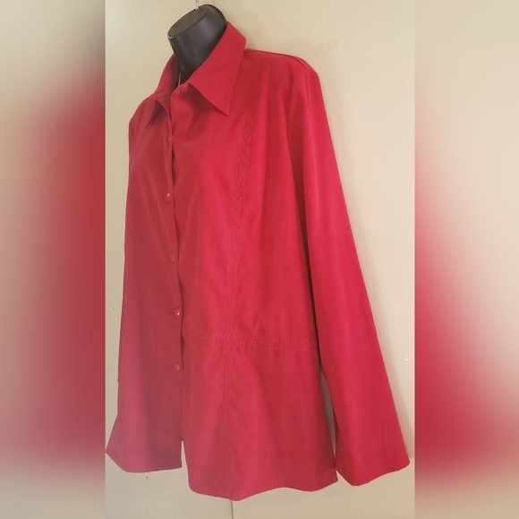 Wardrobe/Essentials/women's blouse - Picture 2 of 7